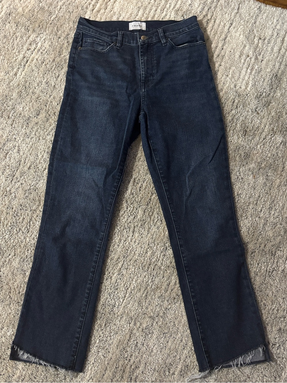 FRAME Le High Straight Raw Hem Jeans in Crafty Wash Size 26” length‎ 26.5”